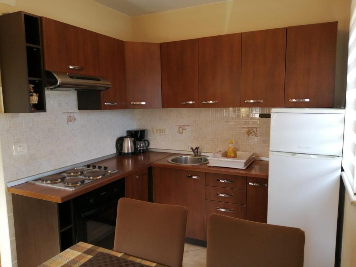 Christian Apartment Mali Losinj Exterior photo